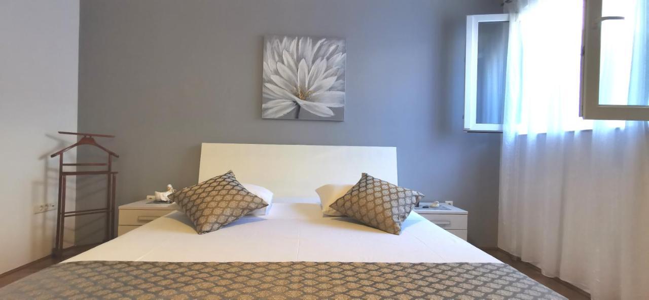 Apartman Kapovic Kastela Exterior photo